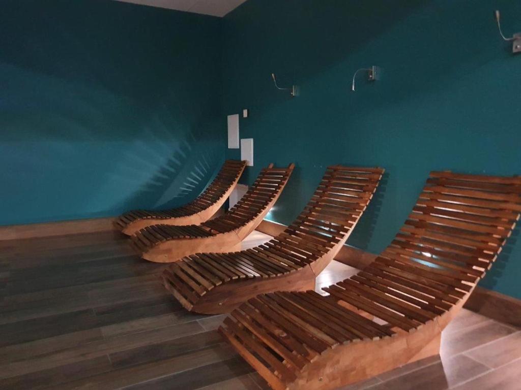 Dwie Sosny Apartamenty Przy Plazy - Sauna, Jacuzzi, Silownia, Bawialnia - 365Pam 尤斯托尼莫斯基 外观 照片