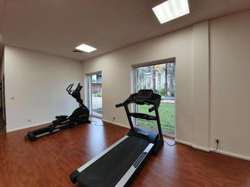 Dwie Sosny Apartamenty Przy Plazy - Sauna, Jacuzzi, Silownia, Bawialnia - 365Pam 尤斯托尼莫斯基 外观 照片